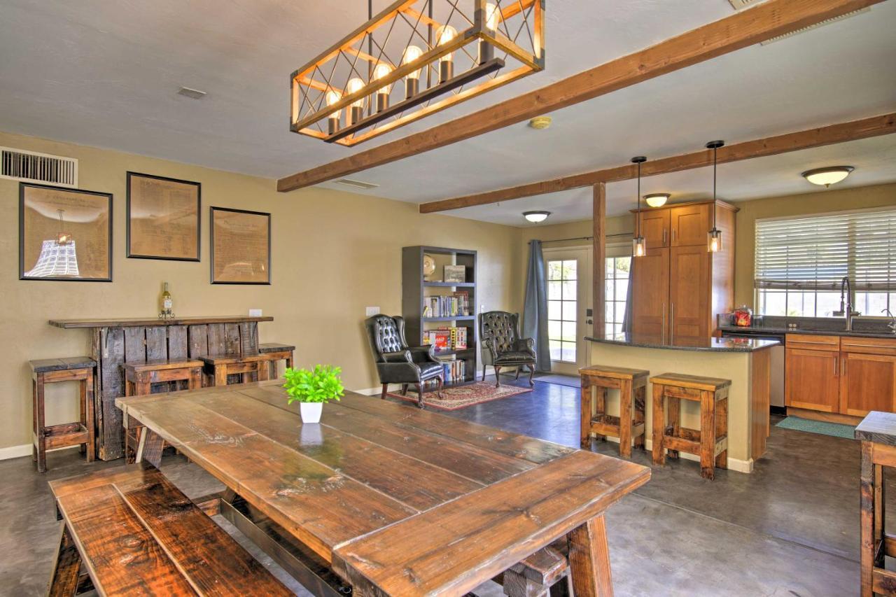 Central Phoenix Cottage With Private Yard! Buitenkant foto