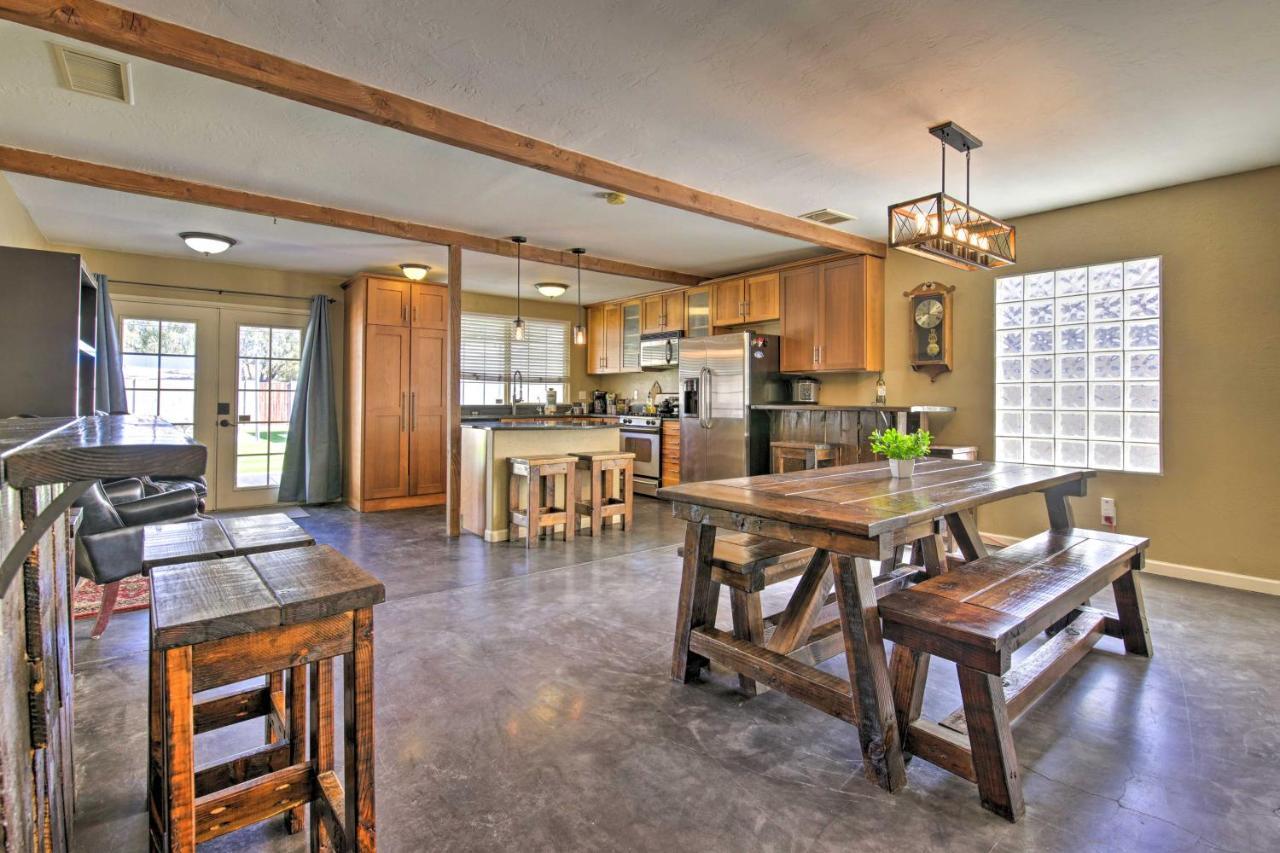 Central Phoenix Cottage With Private Yard! Buitenkant foto